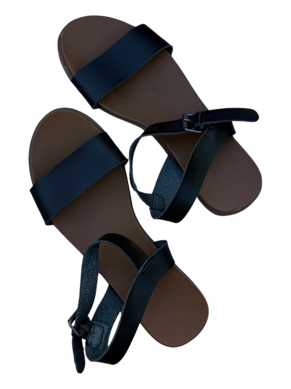 Universal Thread Black Strap Flat Sandals